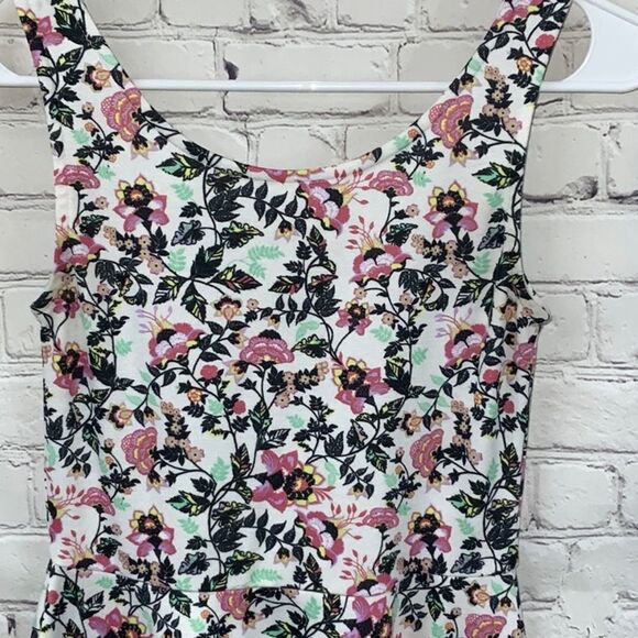 H&M Divided White Floral Skater Dress Sleeveless Scoop Tank Stretch Knit Size 6 - Picture 3 of 6